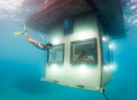 Floating Hotel In Zanzibar (Плавающий отель в Занзибаре)