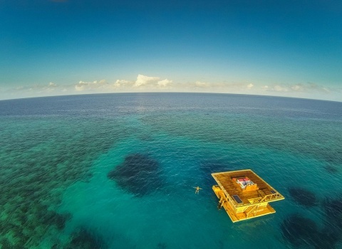 Floating Hotel In Zanzibar (Плавающий отель в Занзибаре)